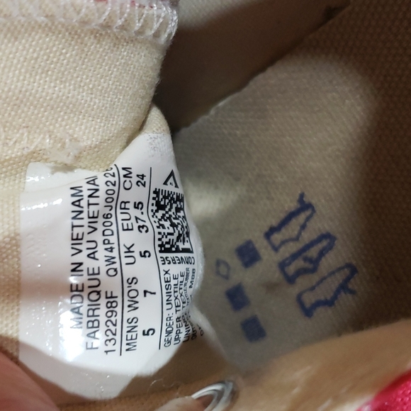 Converse all star women's size 7 pink low top good condition no tears clean - Picture 3 of 5